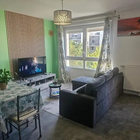 Grand 2 Pieces En Daire Jouy-le-Moutier